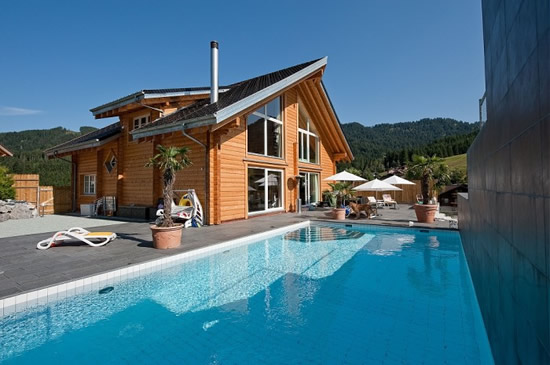 Фото 1 – Деревянный дом