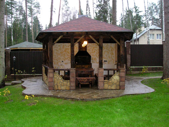 Фото 1 – Летняя беседка