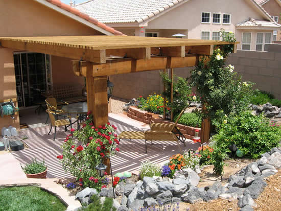 Фото 1 – Садовый навес