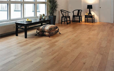 Фото 1 - Укладка массивной паркетной доски выглядит наиболее впечатляющей