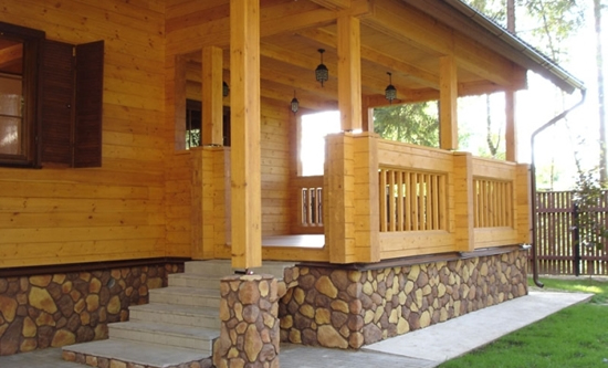 Фото 16 – Крыльцо дома