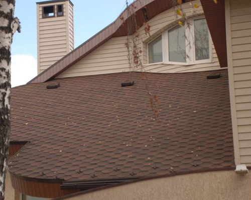 Фото 18 - Отечественный образец битумной черепицы акваизол