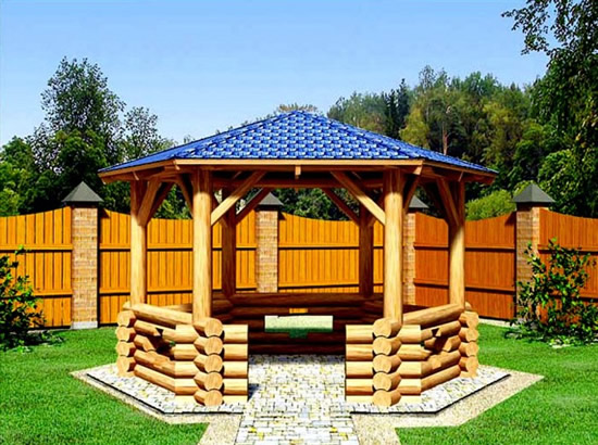 Фото 2 – Беседка возле сруба