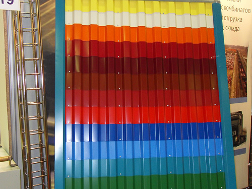 Фото 2 - Цветовая палитра металлопрофиля для ограждений частных владений