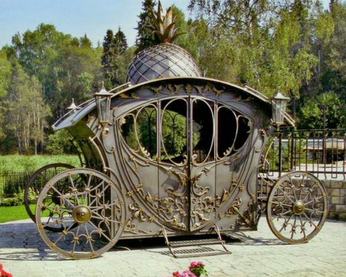 Фото 2 – Дизайнерская беседка из металла