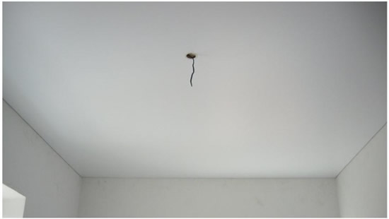 Натяжной потолок Alezi, фактура сатиновая, цвет S 303, 17 кв.м.