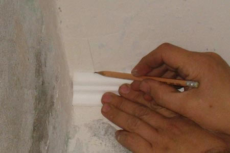 Фото 2 - Разметка потолка карандашом