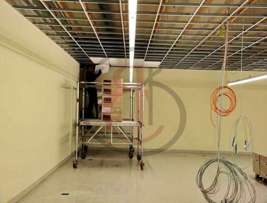 Фото 2 — Установка светильников Армстронг процесс