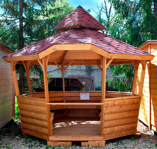 Фото 3 – Беседка из лиственницы