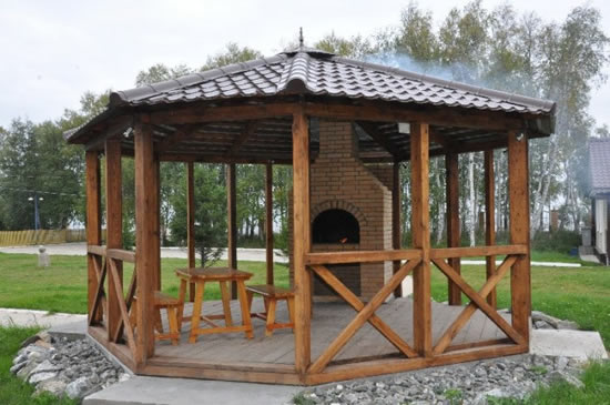 Фото 3 – Открытая беседка с мангалом