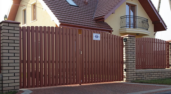 Фото 3 – Штакетник из металлопрофиля