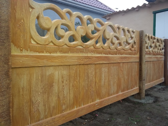 Фото 3 - Железобетонное ограждение с имитацией под дерево