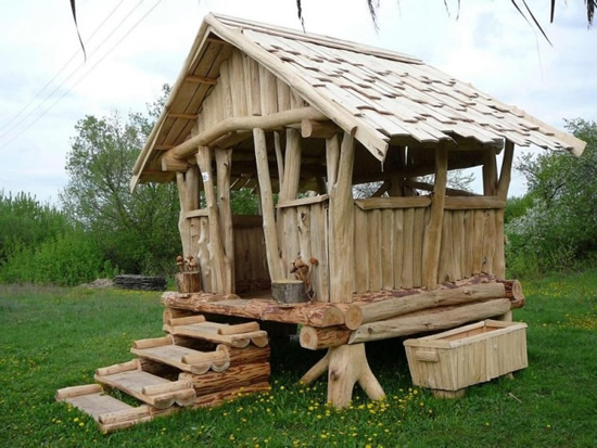Фото 4 – Беседка в стиле русских сказок