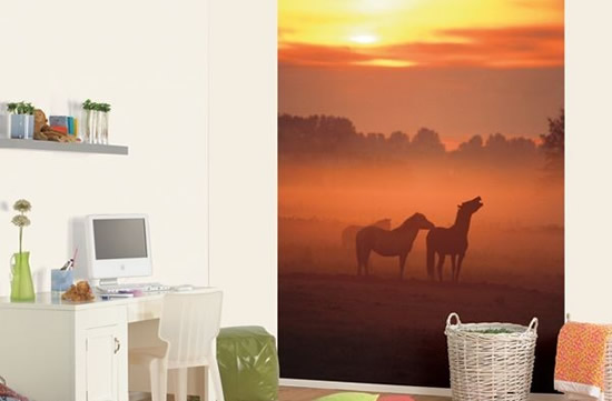 Horses at dusk. Eijffinger