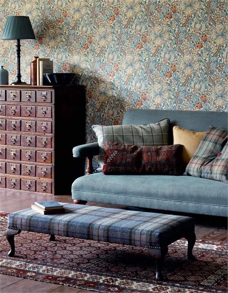 Модель Golden Lily 210401, фабрика Morris & Co, дизайн Dearle John Henry