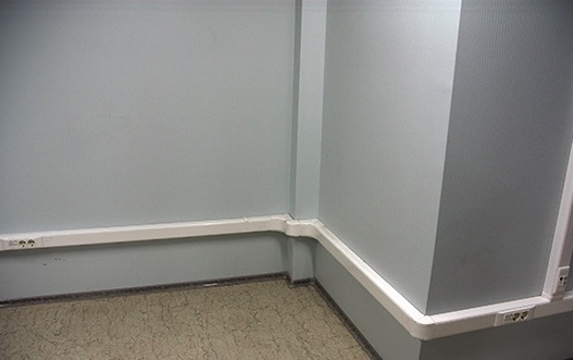 Фото 4 - Открытая проводка в коробе