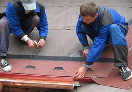 Фото 4 - Процесс укладки битумной черепицы