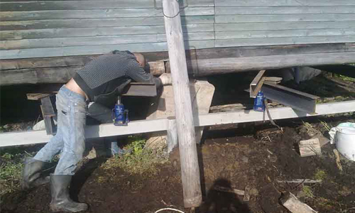 Фото 4 – Ремонт фундамента винтовыми сваями