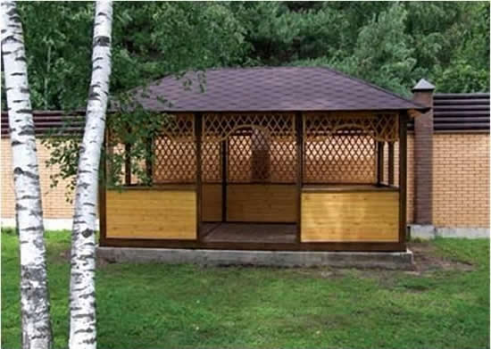 Фото 4 – Стационарная деревянная беседка