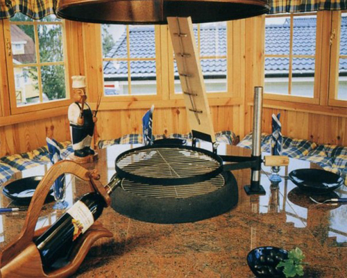 Фото 5 – Многофункциональный интерьер финской беседки