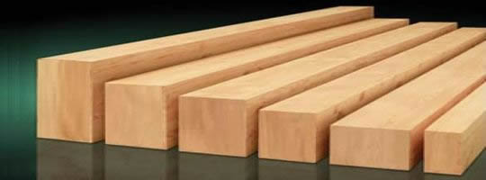 Фото 5 – Струганный брус для забора из штакетника