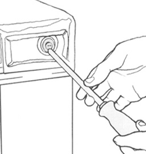 Фото 5 — Устранение транспортировочных пластиковых пробок