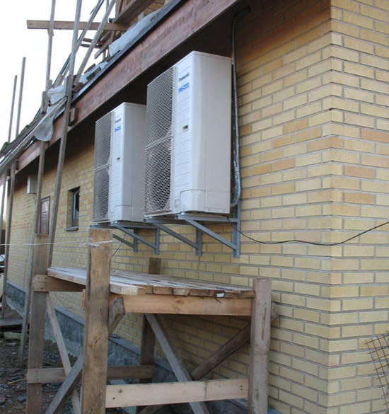 Фото 5 — Внешний блок кондиционера по возможности должен хорошо обдуваться, что увеличит срок его службы