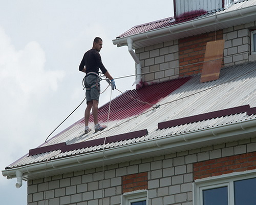 Фото 6 – Покраска крыши из металлопрофиля