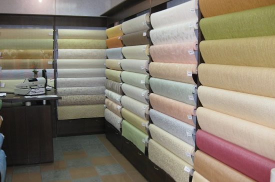 Разнообразие обоев для потолка