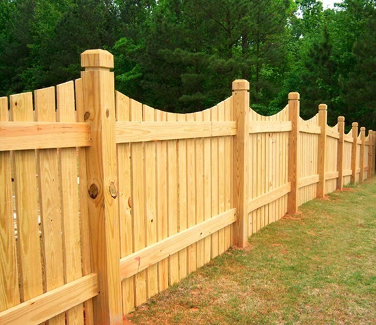 Фото 7 – Декоративный штакетник разной высоты