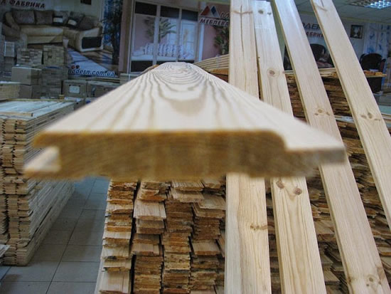 Фото 7 – Деревянная вагонка для утепления беседки