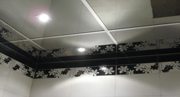 Фото 7 - Красивая зеркальная подвесная система типа армстронг