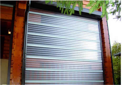 Фото 7 – Рольставни для беседки