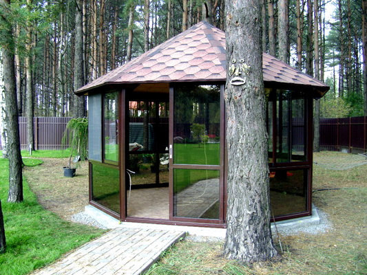 Фото 7 – Стационарная беседка и алюминиевого профиля