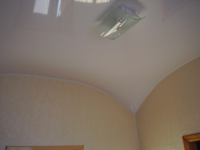 Арочные натяжные потолки