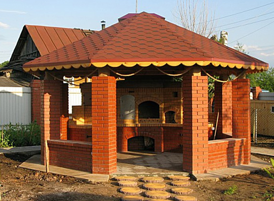 Фото 7 – Беседка в восточном стиле Фото 8 – Беседка с мангалом