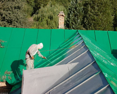 Фото 8 – Покрытие крыши полимерной краской