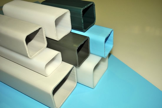 Фото 5 – Пластиковые трубы квадратного сечения