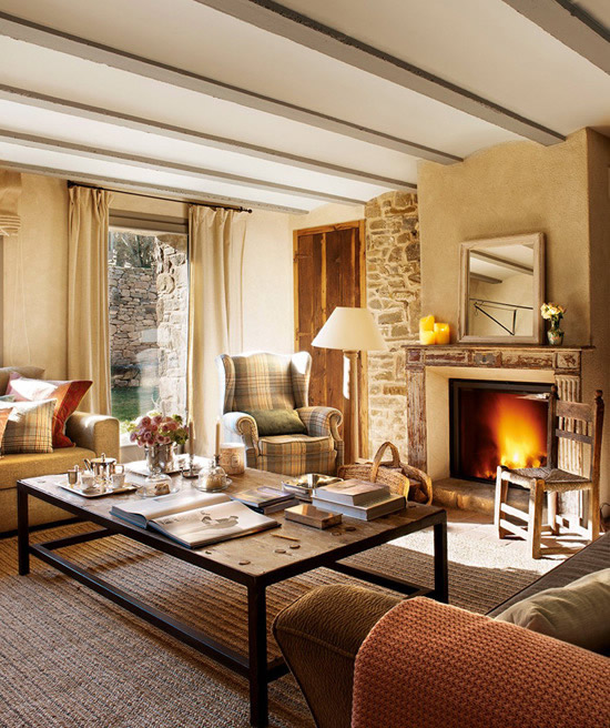 Декоративные потолочные балки в классическом интерьере