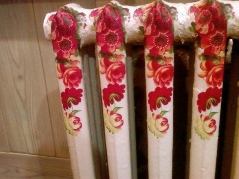 Использование цветочного принта в технике декупаж