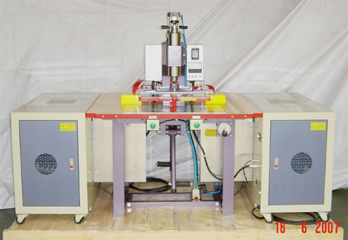 Фото 31 – ТВЧ-станки с двумя генераторами и двумя рабочими постами