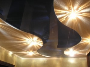 Фото 1 – Комбинированный натяжной потолок