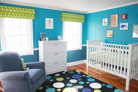 Использование голубого и зеленого цвета в интерьере детской комнаты