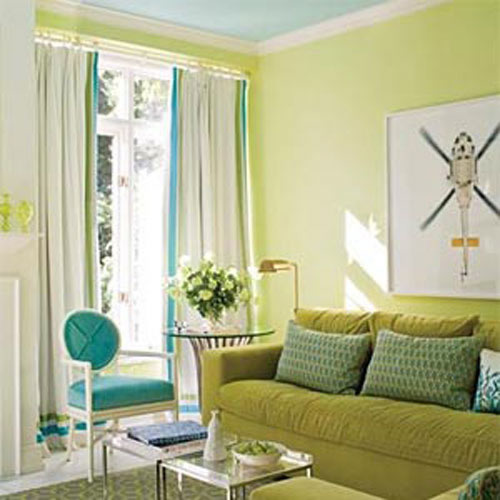 Зеленый цвет в интерьере гостиной
