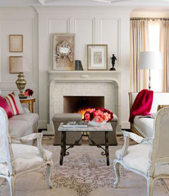 Украшение пустой стены в интерьере