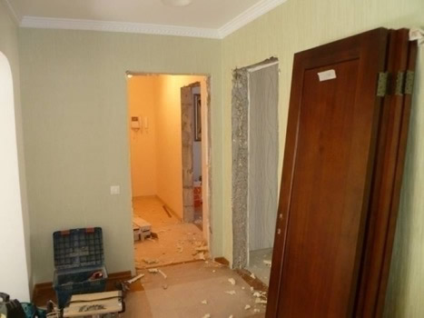 Обновленная дверь ожидает установки