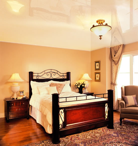 Натяжные потолки фото для спальни