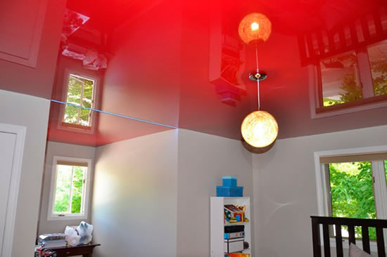 Красный потолок 