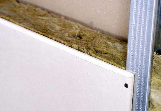 Утепление стен изнутри домика