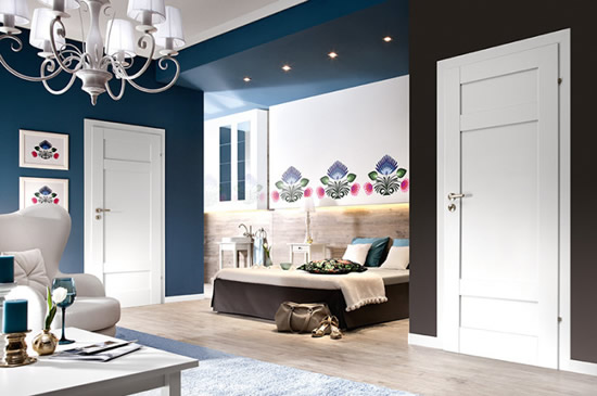 Шпонированные двери в спальне